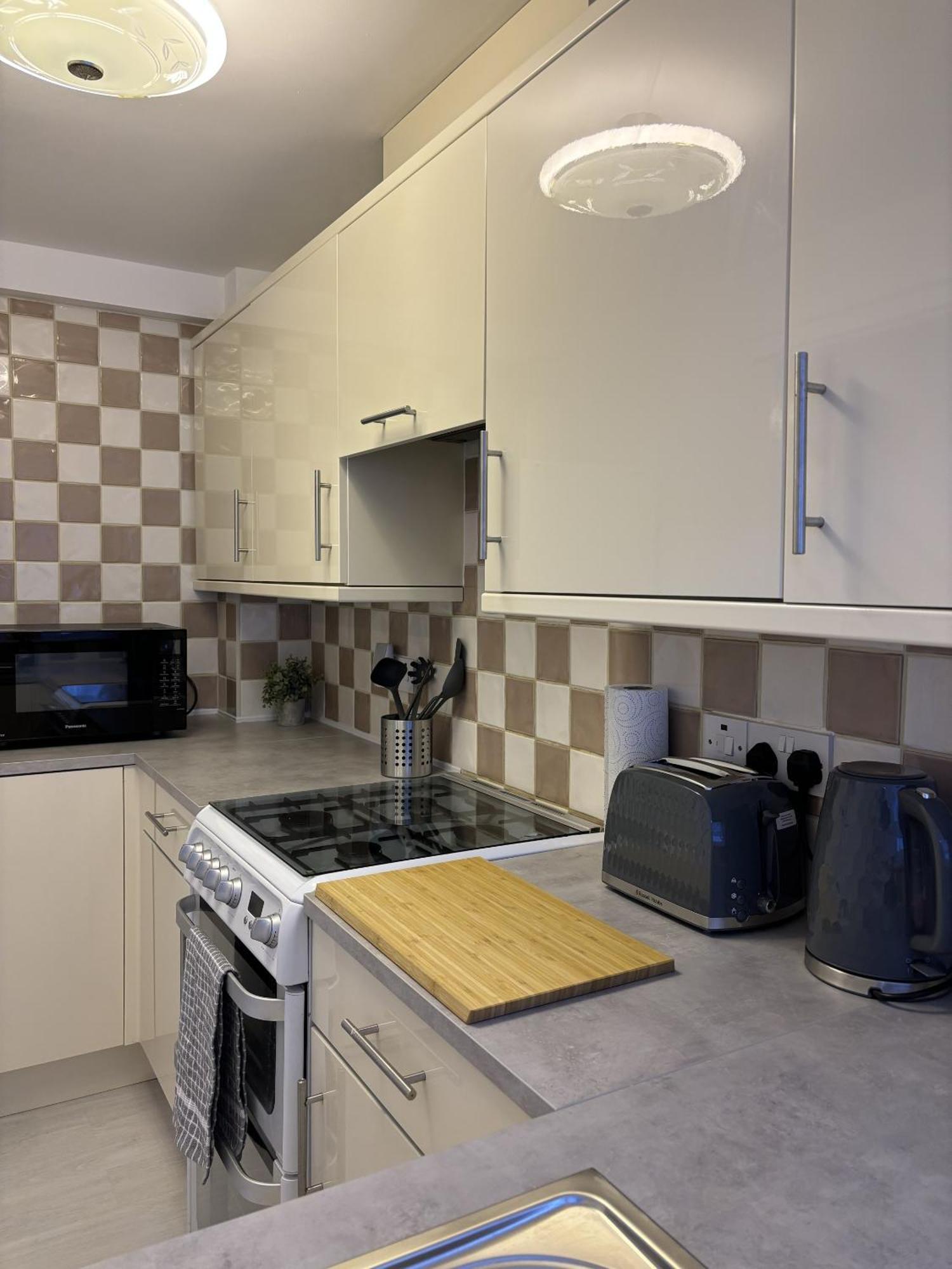 Villa Cosy Corner - 2 Beds, Free Parking, Next To Southampton General Hospital Exterior foto